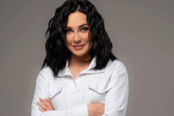 سلاف فواخرجي ووائل رمضان يتبرعان بـ21 مليون ليرة لمتضرري الزلزال