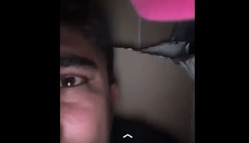 فيديو من تحت الأنقاض ينقذ شابا تركيا من الموت