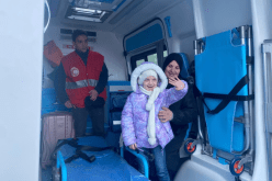 الطفلة ميليسا تغادر إلى باريس للعلاج