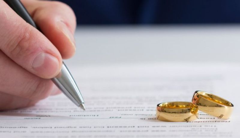 سيدة محترمة رغبتها في أن تكون لها إنطلاقة جديدة على درب الصدق