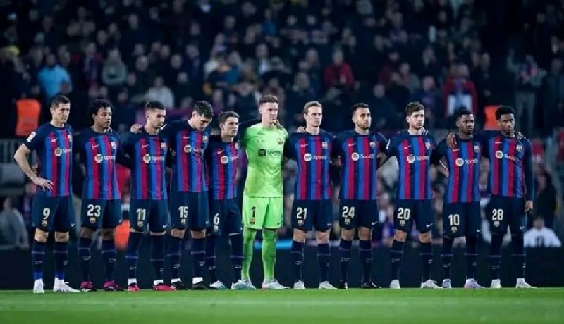 برشلونة في قفص الاتهام بـ رشوة” مسؤول التحكيم في اسبانيا