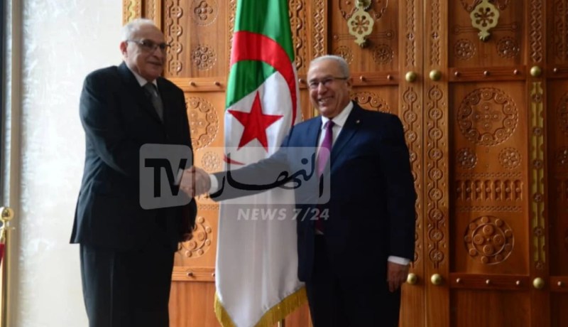 لعمامرة: الوزير الجديد سيرفع عاليا العلم الجزائري