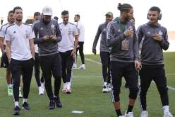 بالفيديو.. لاعبو الخضر يتفقدون أرضية ملعب رادس