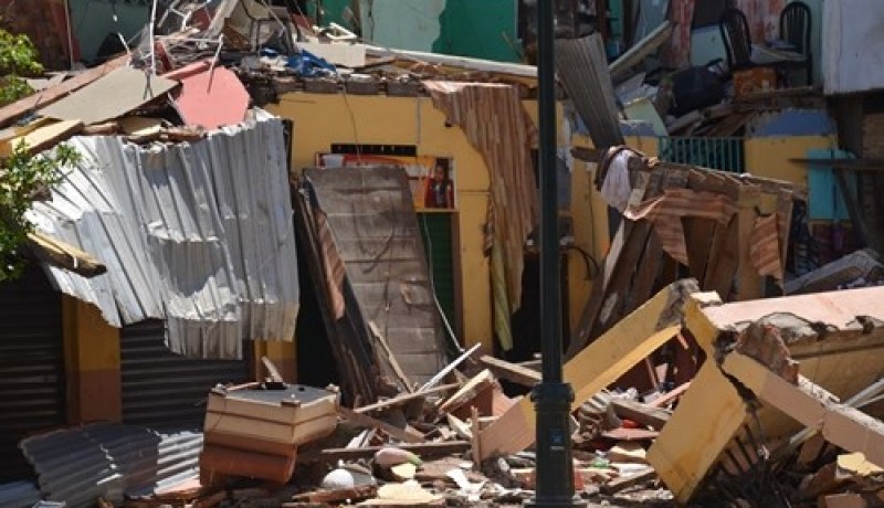 إرتفاع قتلى الزلزال العنيف الذي ضرب الإكوادور