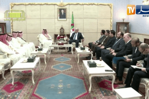 الرئيس الأذري يستقبل الوزير الأول على هامش قمة حركة عدم الإنحياز