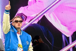 بالفيديو.. وفاة صادمة لرابر شهير على المسرح أمام الجمهور