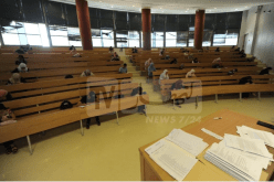إلزام الأساتذة الجامعيين بالتسجيل في السنة أولى ليسانس إنجليزية
