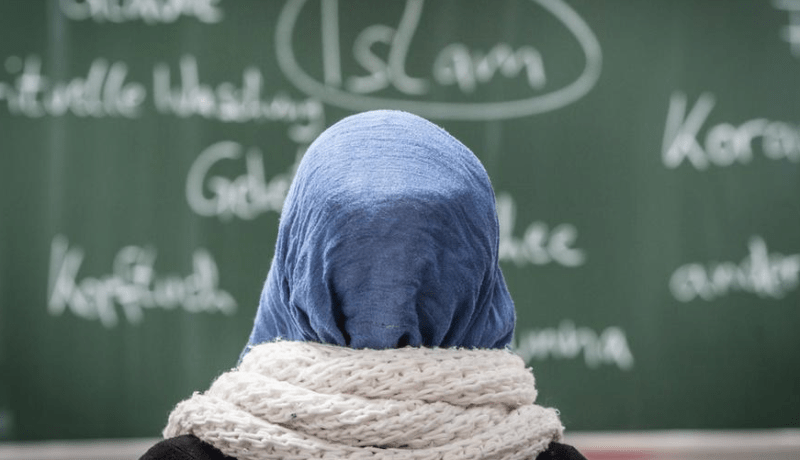 السماح للمعلمات المسلمات بارتداء الحجاب في برلين