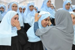 بالصور.. 150 طالبة جامعية ترتدين الحجاب الشرعي بالإقامة الجامعية الجرف باب الزوار