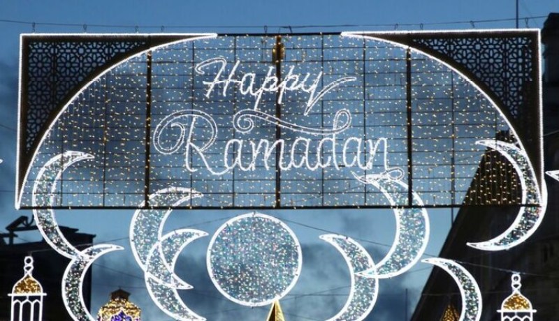 لأول مرة.. لندن تضاء بمناسبة رمضان