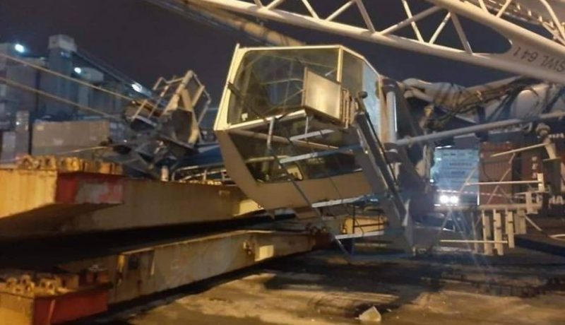 إصابة 3 أشخاص إثر سقوط رافعة بورشة في زموري ببومرداس