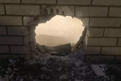 واقعة غريبة.. هروب سجينين بعد حفرهما نفق بفرشاة أسنان في أمريكا