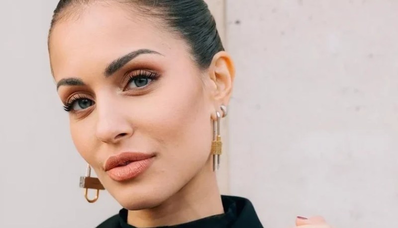 زوجة أشرف حكيمي تخرج عن صمتها وهذا ما قالته