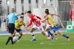 شباب بلوزداد يتعادل أمام بارادو ويواصل انفراده بالصدارة