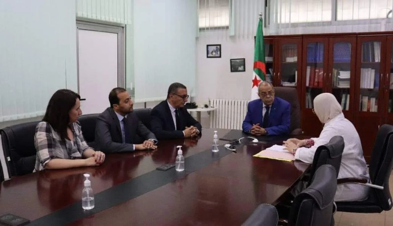 علي عون يزور مقر الوكالة الوطنية للمواد الصيدلانية