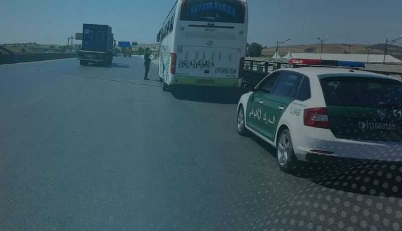 هذه هي غرامة توقف حافلات نقل المسافرين بالطريق السيار بهذه الولاية