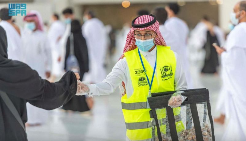 السعودية: أكثر من 3000 متطوع بالحرم المكي لخدمة ضيوف الرحمن