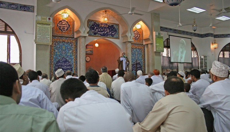 الجزائريون يؤدون صلاة عيد الفطر عبر مساجد الجمهورية