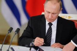 بوتين يوقع قانونا بشأن مذكرات استدعاء إلكترونية للجنود