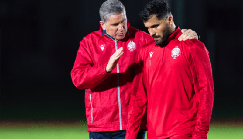 بن عيادة يضيع داربي الرجاء والوداد