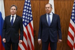  لافروف يتلقى اتصالا هاتفيا من بلينكن اثر احتجاز مواطن أمريكي بتهمة التجسس
