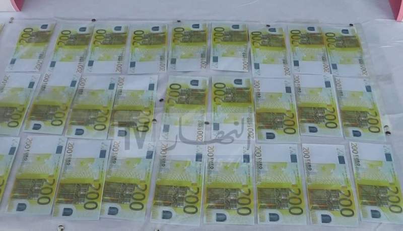 الجمارك تحجز أزيد من 160 ألف أورو بالأربعطاش