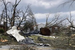 إعصار شديد في الولايات المتحدة يخلف قتلى وجرحى وأضرارا كبيرة