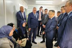 وزير التعليم العالي يلقي النظرة الأخيرة على جثمان الطالبة المتوفاة بإقامة المعالمة3
