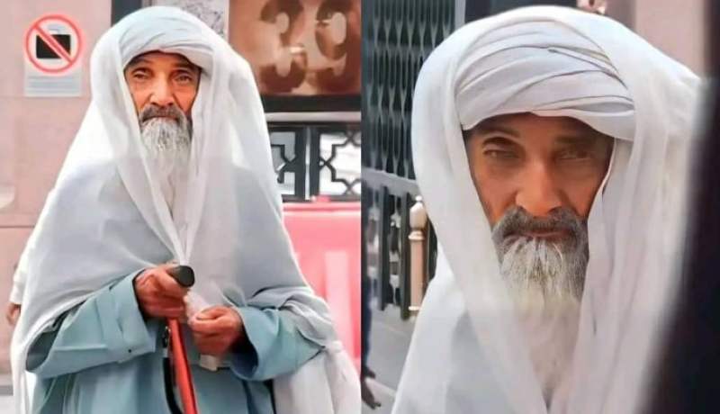 دخل القلوب بوقاره وهيبته.. مواقع التواصل تضج بفيديو رجل مسن في المدينة المنورة
