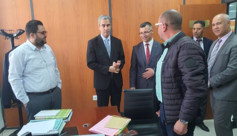 وسيط الجمهورية يقف على إجراءات التكفل بعرائض المستثمرين