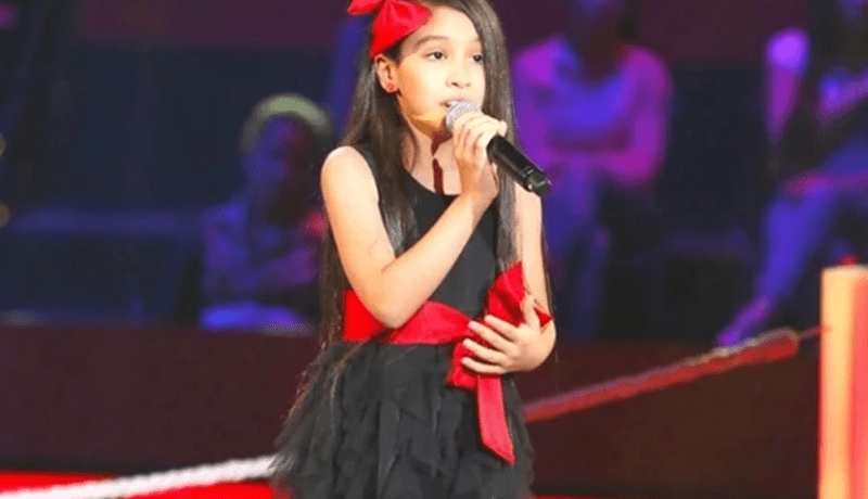 بالصورة.. نجمة the voice kids تعتزل الغناء وترتدي الحجاب