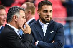 ديلور  يتضامن مع مدربه السابق المتهم بالعنصرية