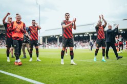 محرز يقود السيتي لخطف صدارة “البريميرليغ” مؤقتا