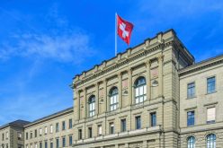 سويسرا تخفيف إجراءات تصاريح العمل للمهاجرين