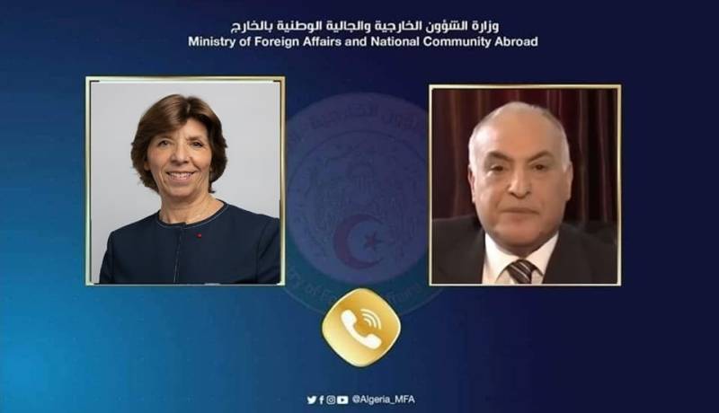 وزير الخارجية يتلقى اتصالا هاتفيا من نظيرته الفرنسية