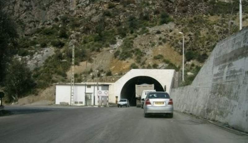 غلق أنفاق “خراطة”