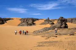 21 متعاملا سياحيا فرنسيا يبدأون استكشاف الأهقار