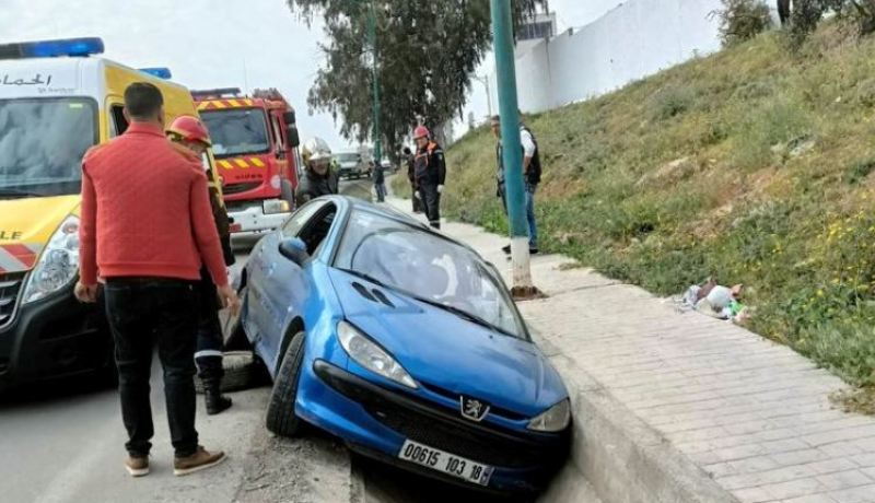 قسنطينة: وفاة شابة وإصابة 4 أشخاص في حادث انحراف وانقلاب سيارة