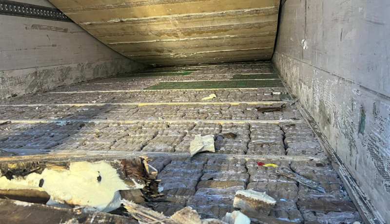 ميناء المغرب.. ضبط 5 أطنان من القنب الهندي و60 كلغ كوكايين