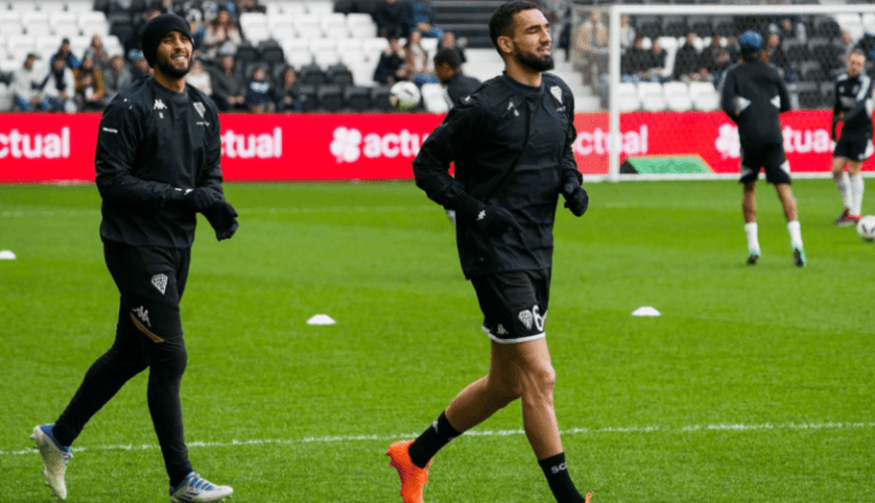 الرباعي الجزائري لأنجي أساسيون في مواجهة ليل