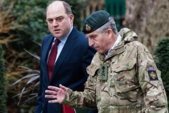 وزير الدفاع البريطاني: ما زالت روسيا تحترم حدود حلف “الناتو”