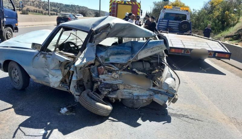 سطيف: قتيل و8 جرحى إثر اصطدام بين سيارتين