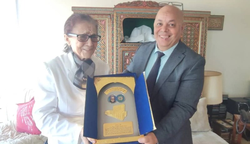 وزير المجاهدين يزور المجاهدة “جميلة بوحيرد” رمز التضحية والصمود