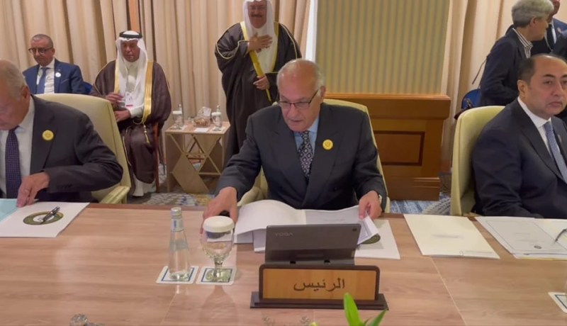 قُبيل قمة السعودية.. وزير الخارجية يترأس إجتماعات هامة لتجسيد قرارات قمة الجزائر