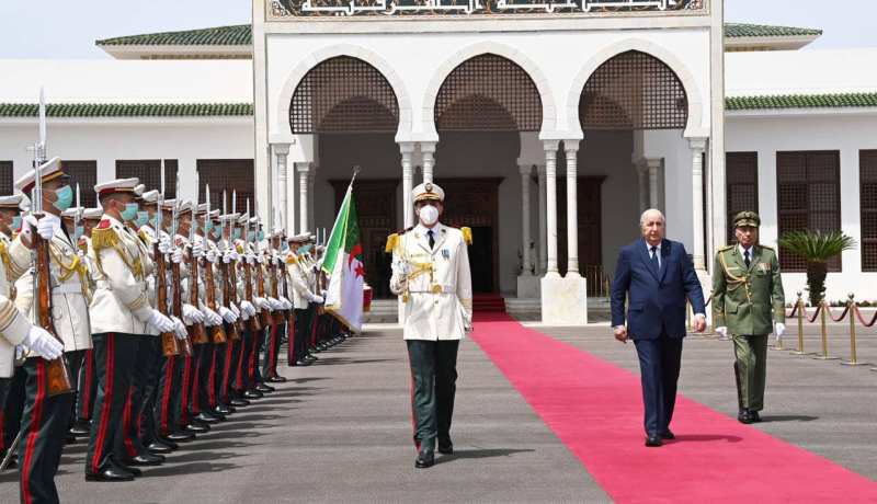 رئيس الجمهورية يشرع في زيارة دولة إلى البرتغال