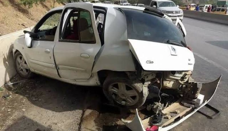 وفاة إمرأة وإصابة رجل في حادث إنحراف سيارة بالاربعطاش
