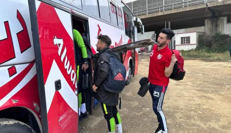 بالصور.. بعثة شباب بلوزداد تتنقل إلى قسنطينة