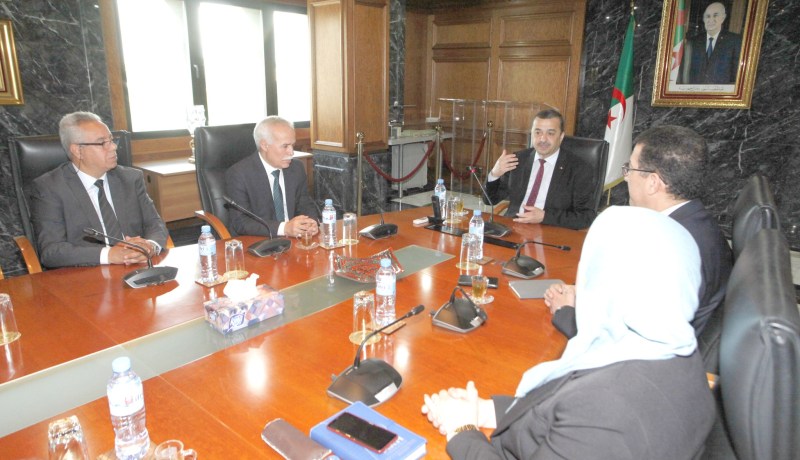 الطاقة.. تنصيب المدير العام الجديد للكهرباء والطاقات الجديدة والغاز والمواد البترولية