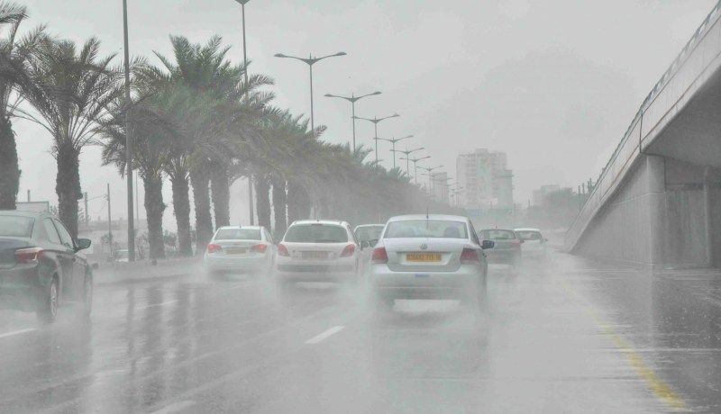 هذه نصائح الدرك لقيادة آمنة عند هطول الأمطار