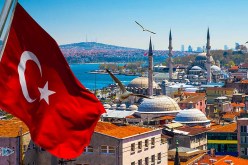 يوهمهم بالذهاب إلى تركيا.. هكذا نصب صاحب وكالة سياحية على زبائنه